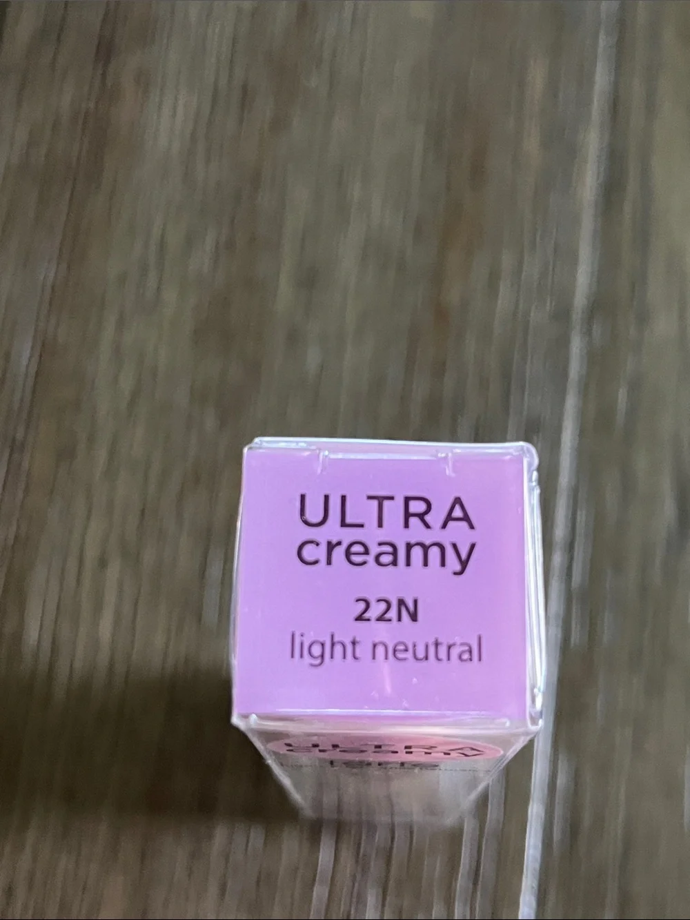 24-Hour Hydrating Concealer - 22N light neutral Shade